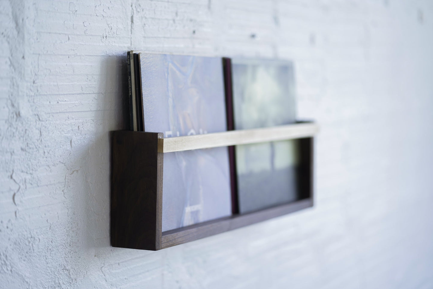 Modern and Versatile Wall Shelf